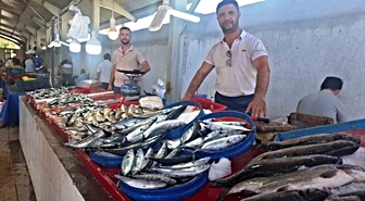 Hisarcık’ta vatandaşların en çok tercih ettiği balık türü palamut oldu
