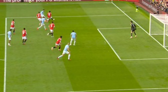 Manchester derbisinde skandal hata! Hakem Kurulu özür diledi