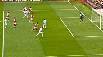 Manchester derbisinde skandal hata! Hakem Kurulu özür diledi