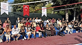 İstanbul’da ilk ders zili çaldı