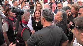 İzmir’de LGBTİ+ yürüyüşüne polis engeli