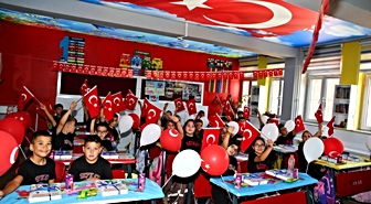 İzmir ve çevre illerde yeni eğitim öğretim yılı başladı