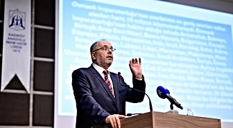 Kadıköy Kız Anadolu İmam Hatip Lisesinde yeni eğitim-öğretim yılı açılış töreni düzenlendi