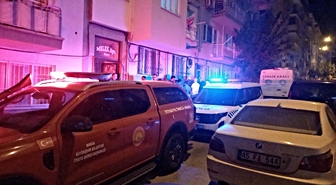 Kötü koku gelen evinde ölü bulundu