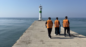 Manavgat'ta hükümlüler çevre temizliğine katıldı