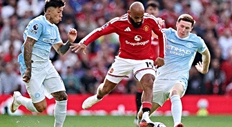 Manchester United Manchester City maçı iptal mi edilecek? Manchester United Manchester maçının hakemleri kimler?