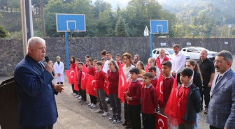 Of'ta yeni eğitim öğretim yılı başladı