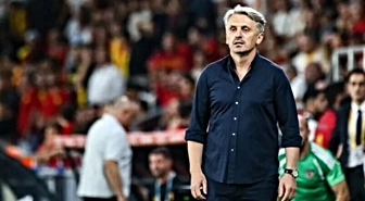 Orhan Ak kimdir, Orhan Ak kaç yaşında, nereli, hangi takımlarda oynadı, Galatasaray’da oynadı mı?