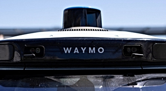 Waymo, Las Vegas'ta halka açık robotaksi hizmetini başlatıyor
