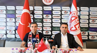 Antalyaspor, teknik direktör Osman Özköylü ile sözleşme imzaladı