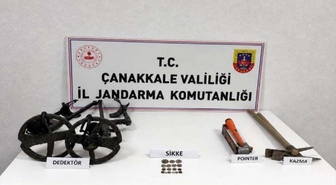 Çanakkale'de kaçakçılık operasyonunda çok sayıda sikke ele geçirildi