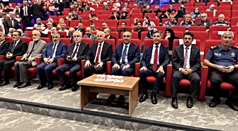 Diyanet İşleri Başkan Yardımcısı Hazırlar Tekirdağ'da konferansta konuştu: