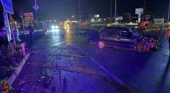 Gazipaşa’da alkollü sürücü kaza yaptı: 2 yaralı