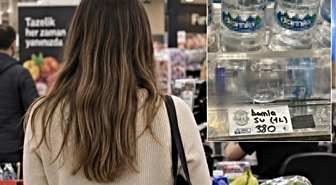 Vatandaş isyanda! 1 litre suyu 380 liraya satıyorlar