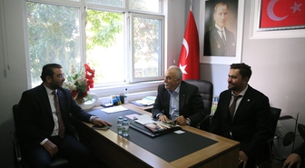İYİ Parti Genel Başkan Yardımcısı Fakıbaba, Niğde'de partisinin il başkanlığını ziyaret etti