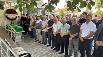 İznik Gölü'nde ölü bulunan öğretmenin cenazesi Yalova'da toprağa verildi