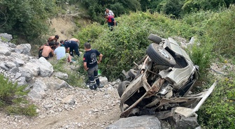 Osmaniye'de şarampole devrilen otomobilin sürücüsü yaralandı