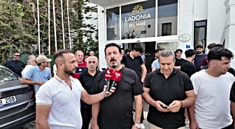 Otel çalışanları da turistler de kapının önüne konuldu