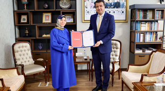 Saadet Partisi’nde Şerife Öz, Genel Başkan danışmanı olarak görevlendirildi