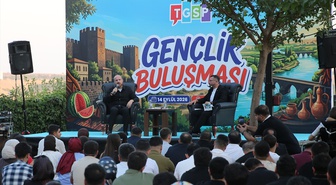Türkiye Gönüllü Teşekküller Vakfı Mütevelli Heyeti Başkanı Bilal Erdoğan, Diyarbakır'da gençlerle buluştu: