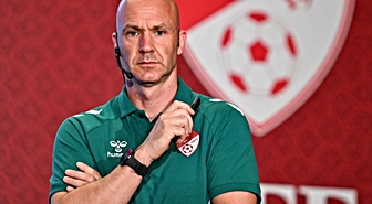 Anthony Taylor Süper Lig'deki tartışmalı pozisyonları tek tek inceledi