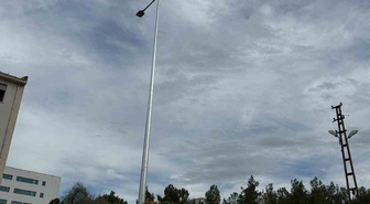 Boyabat’ta elektrik hatları yer altına alındı, yeni aydınlatma direkleri dikildi