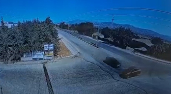 Elazığ'da iki otomobilin çarpıştığı feci kazada 2 kişi öldü, kaza anı kamerada