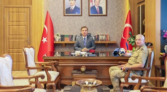 Erzincan Valisi Aydoğdu, İl Jandarma Komutanı Altundarak’ı kabul etti