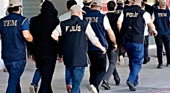 FETÖ'nün 'güncel yapılanması' soruşturmasında 3 zanlı yakalandı