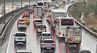 İstanbul Anadolu Yakası'nda trafik yoğunluğu yüzde 83'e çıktı