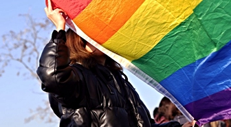 İstanbul'daki LGBTİ+ soruşturmasında 20 kişi tutuklandı
