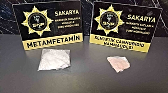 İstanbul’dan 111 kilogram uyuşturucu ham maddesi getirirken Sakarya gişelerinde yakalandılar