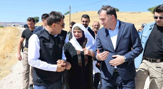 Tunceli’de sıcak asfalt sevinci: Köy yolları modern standartlara kavuşuyor