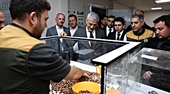Vali Makas Çilimli’de TMO fındık alım merkezini inceledi