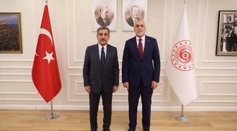 Vedat Işıkhan, Türkiye Kamu-Sen Genel Başkanı Önder Kahveci ile görüştü