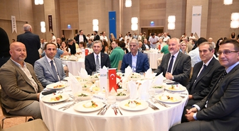Antalya'da turizm potansiyeli ve rezervasyon eğilimleri ele alındı