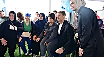 Bahçelievler Belediyesi özel gereksinimli bireyler için 'Boğaz turu' düzenledi