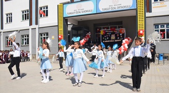 Bulanık'ta İlköğretim Haftası kutlandı