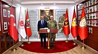 Edirne Valisi Yunus Sezer'den 5'inci Kolordu Komutanı Ala'ya ziyaret