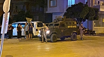 Eski eşini öldürüp, oğlunu yaraladıktan sonra kendi yaşamına son verdi