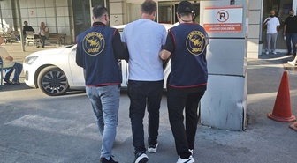 Hapis cezasıyla aranan 2 firari İstanbul’da yakalandı