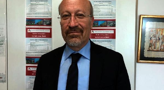 Prof. Dr. Aktaş son gelişmeleri değerlendirdi : 'Borsada gördüğümüz manzara şu: Kendi hissesiyle oynayan patronlar bile var. Bunlar tehlikeli şeyler'