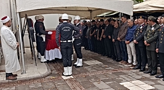Şanlıurfa'da kalp krizi sonucu yaşamını yitiren başkomiserin cenazesi Konya'da defnedildi