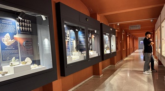 Sinop'ta binlerce yıllık aydınlatma gereçleri sergide beğeniye sunuldu