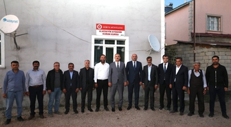Vali Bozkurt, Soğanlı ve Kocataş Köy Yolunun 9 Km'lik Asfalt Çalışmasını İnceledi
