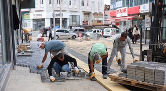 Vezirköprü'de sokak iyileştirme çalışmaları devam ediyor