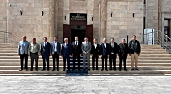 AK Parti milletvekilleri Sultanhanı Kaymakamı Tarık Yerlikaya'yı ziyaret etti