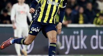 Fenerbahçe'de yıldız futbolcunun menisküsü yırtıldı