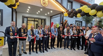 Bayburt'ta Kurban Yazoğlu Spor Tesisleri hizmete açıldı