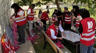 Cizre'de uçurtmalar Gazzeli çocuklar için gökyüzüne bırakıldı